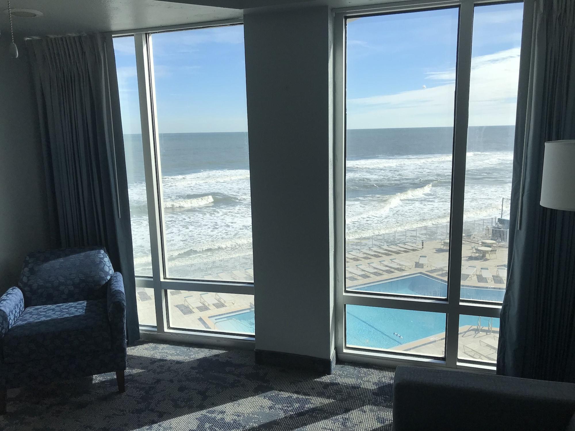 Resort Ocean East Club
